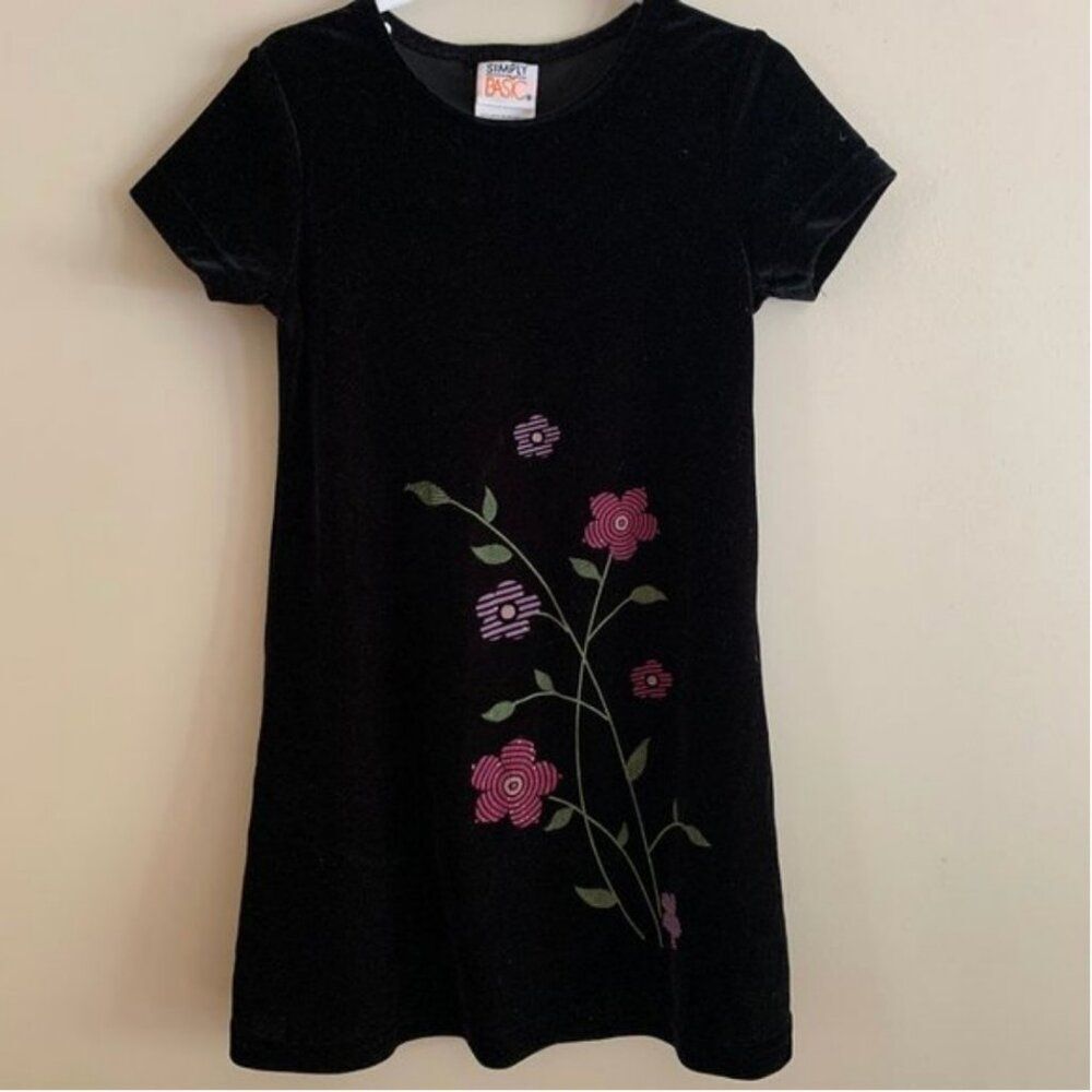 Simply Basic Girl's Black Soft Velvety Floral Beaded Dress Size 6